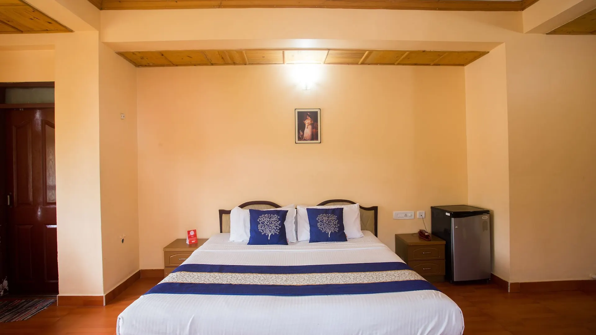 **  Oyo 9324 Munnar Castle Hotel India