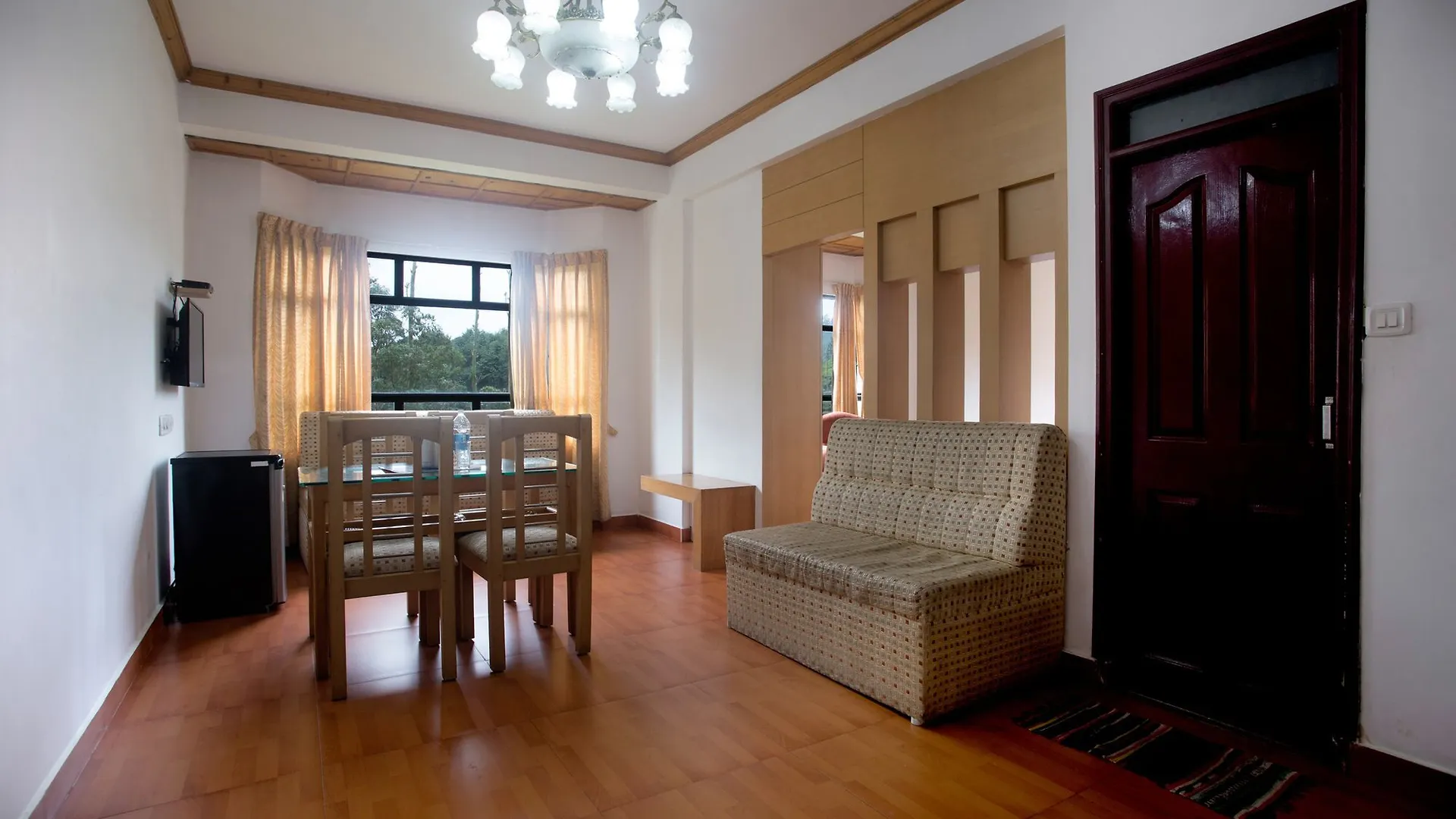 Oyo 9324 Munnar Castle Hotel