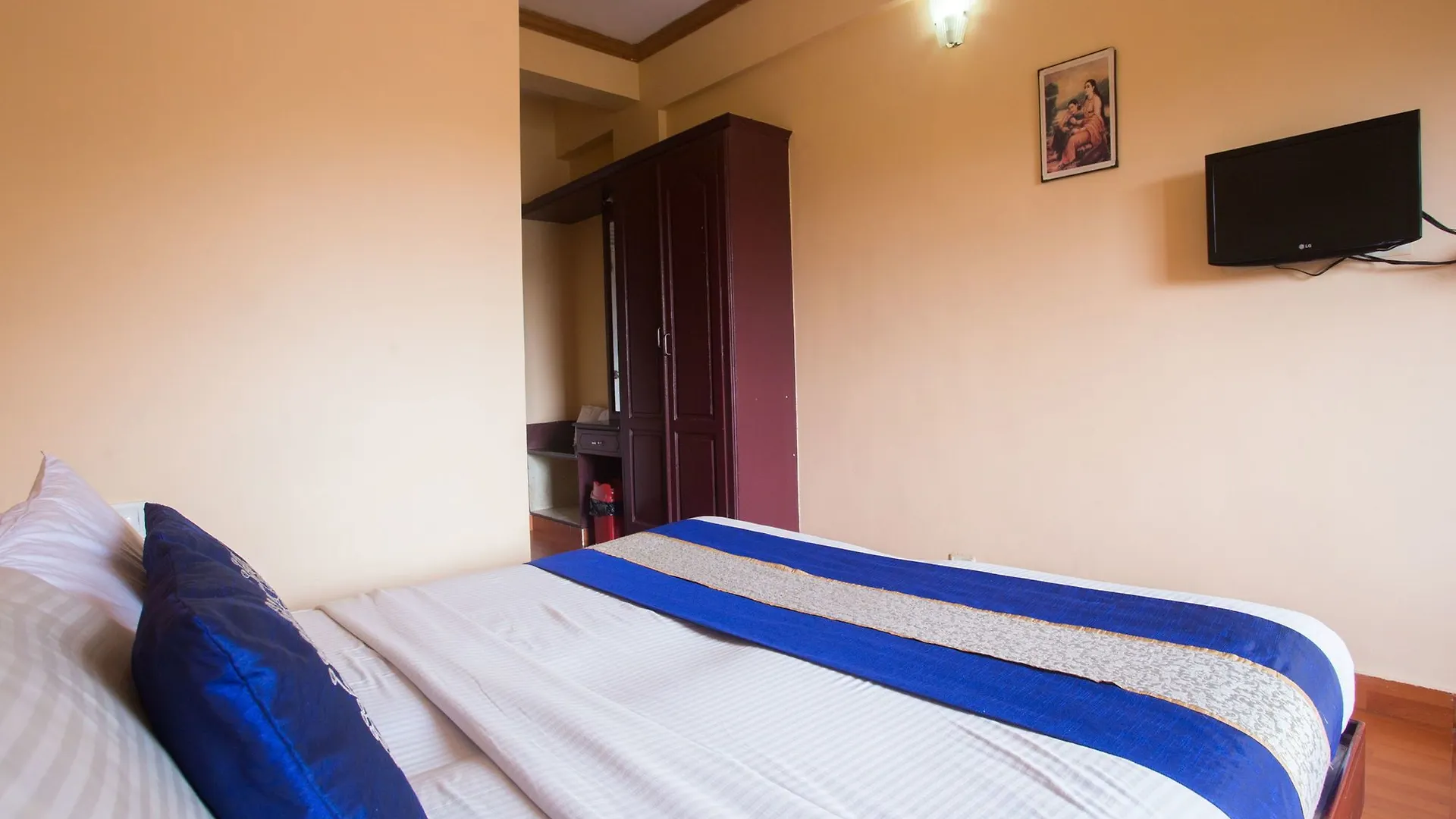 Отель Oyo 9324 Munnar Castle